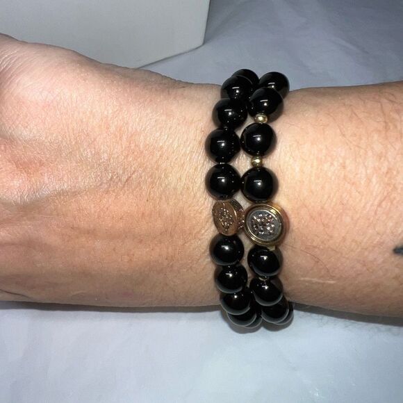 Jane Marie Set of Two Black Glass Bead and Vintage Gold Tone Stretch Bracelets - Picture 4 of 8